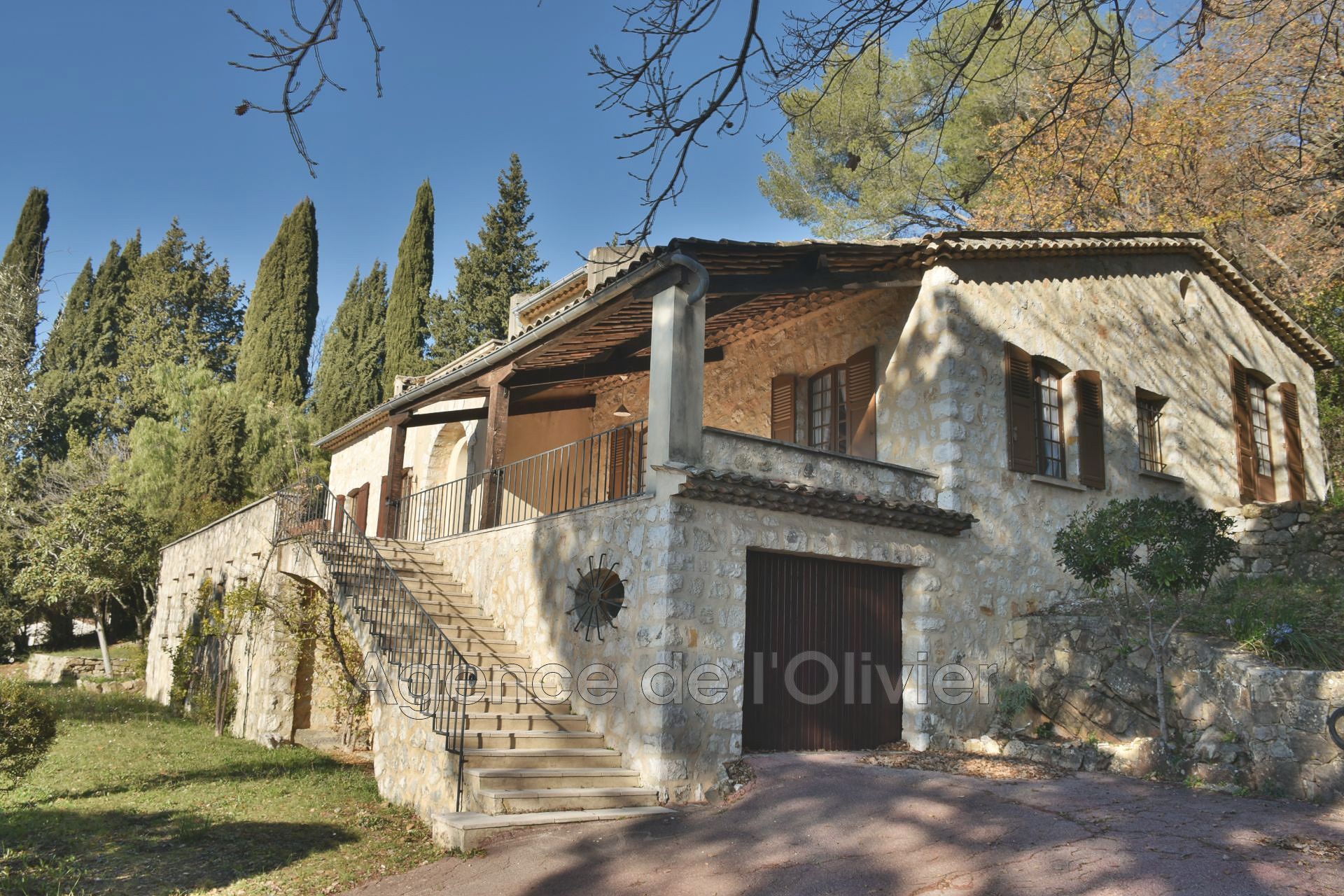 06560 VALBONNE VILLA