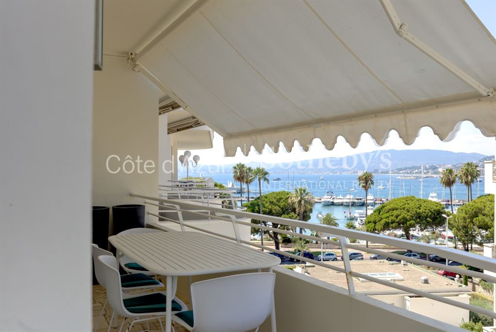 06400 CANNES APPARTEMENT