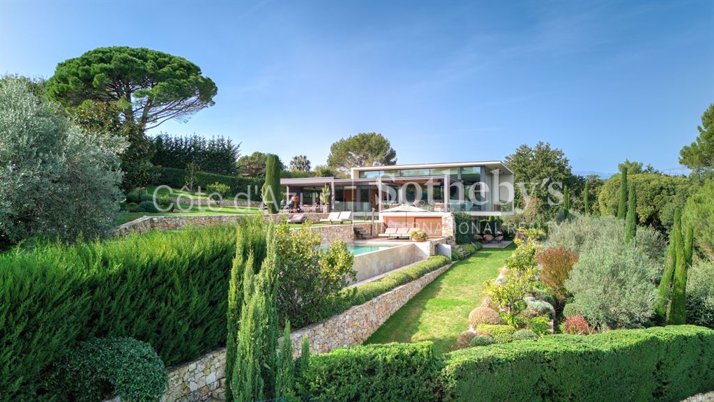 06410 BIOT VILLA